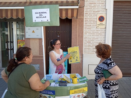 WhatsApp Image 2019-05-17 at 08.53.30 (1)-002mercadillo