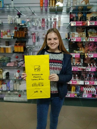 25152193_1781306165213149_7708081396639154182_n-002campaña