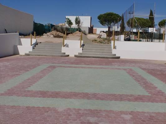 CIMG6481Acceso Polideportivo