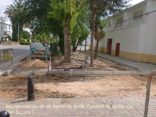 CIMG8876avenida Fuentes de Andalucía