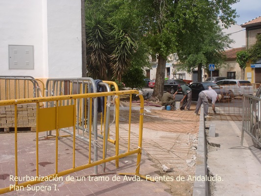 CIMG8881avenida Fuentes de Andalucía
