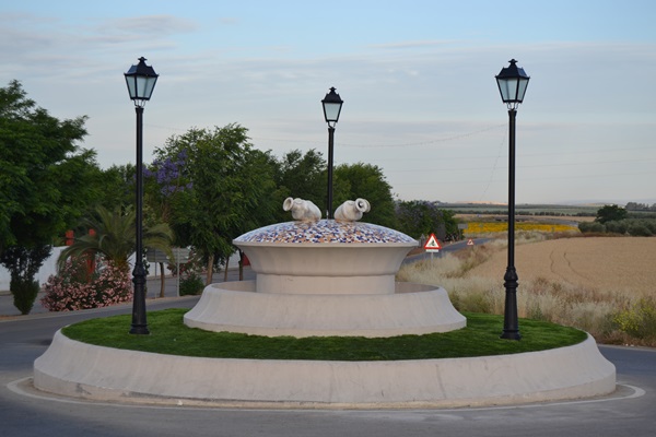 DSC_0656farolas rotonda