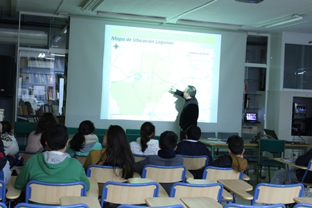 IMG_2284CHARLA HUMEDAL